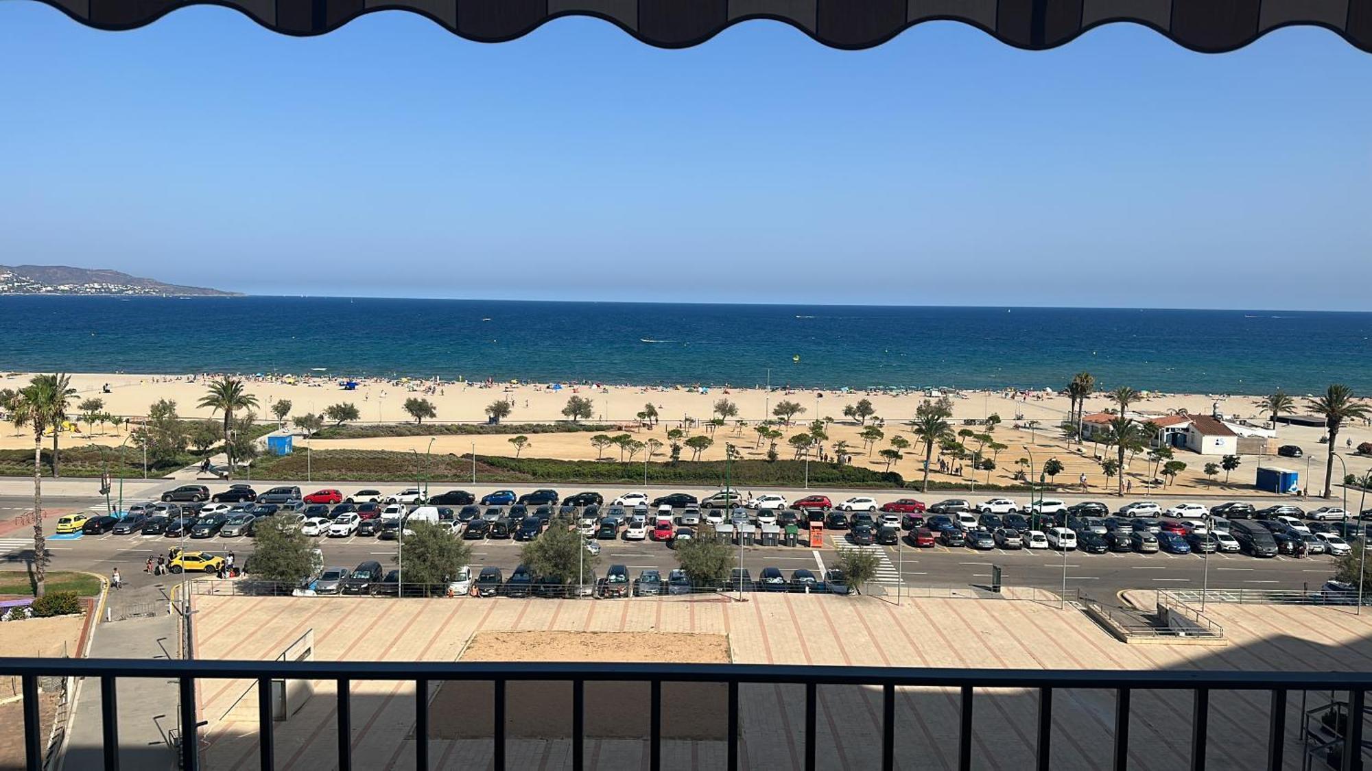 Vistas Frontales Al Mar Apartamento Empuriabrava Exterior foto