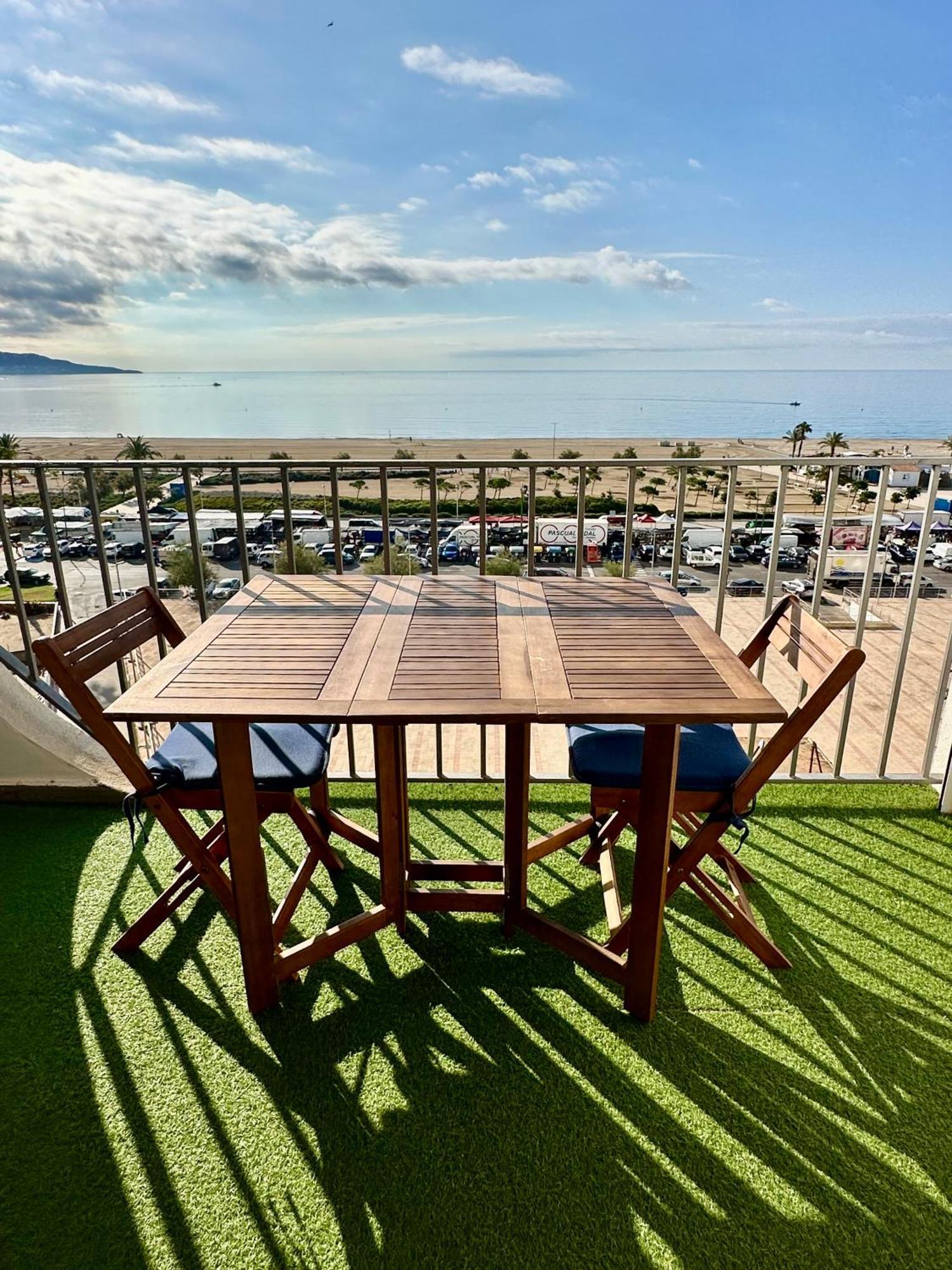 Vistas Frontales Al Mar Apartamento Empuriabrava Exterior foto